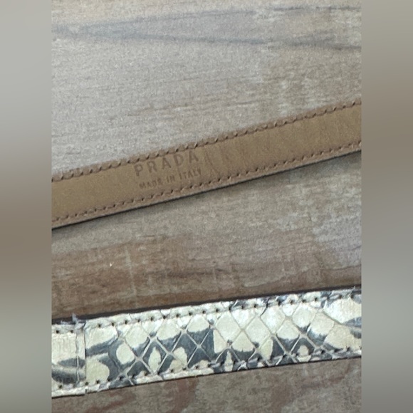 Vintage Prada metal hardware round loop snakeskin thin leather belt - Picture 12 of 17